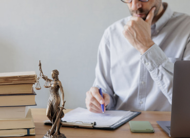 ¿Qué revisar antes de firmar un contrato?